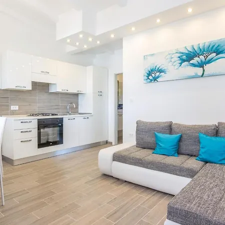 Lovely Home In Cubani Holiday home Bubani