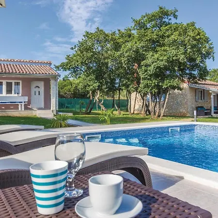 Gorgeous In Cubani With Wifi بيت للعطل *