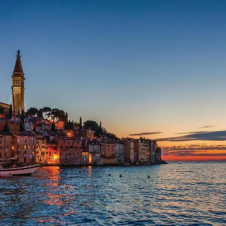 Lovely In Cubani Feriehus Bubani