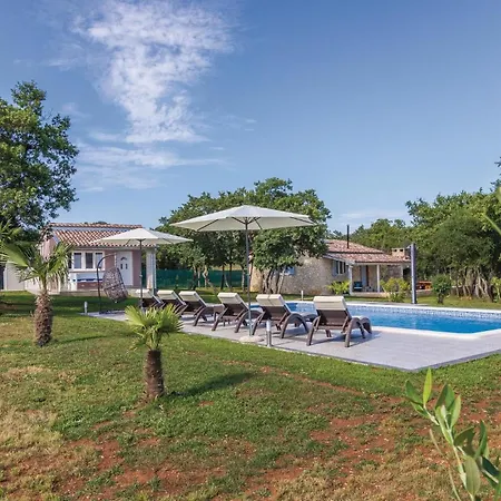 Vakantiehuis Lovely In Cubani