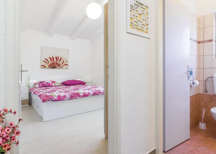 Gorgeous In Cubani With Wifi Bubani